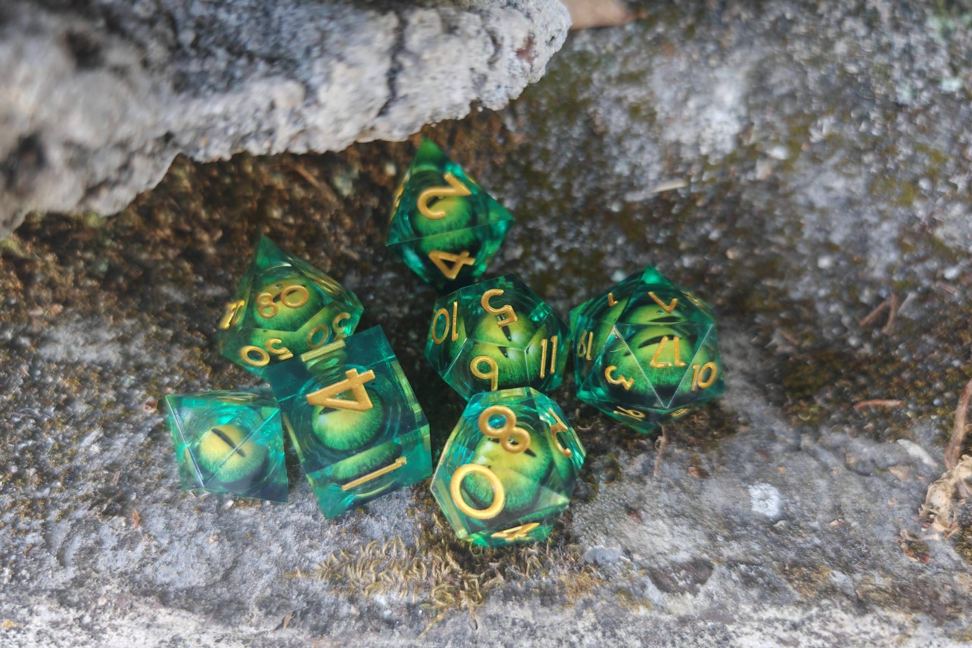 Basilisk, set di Dadi Liquidi Sharp